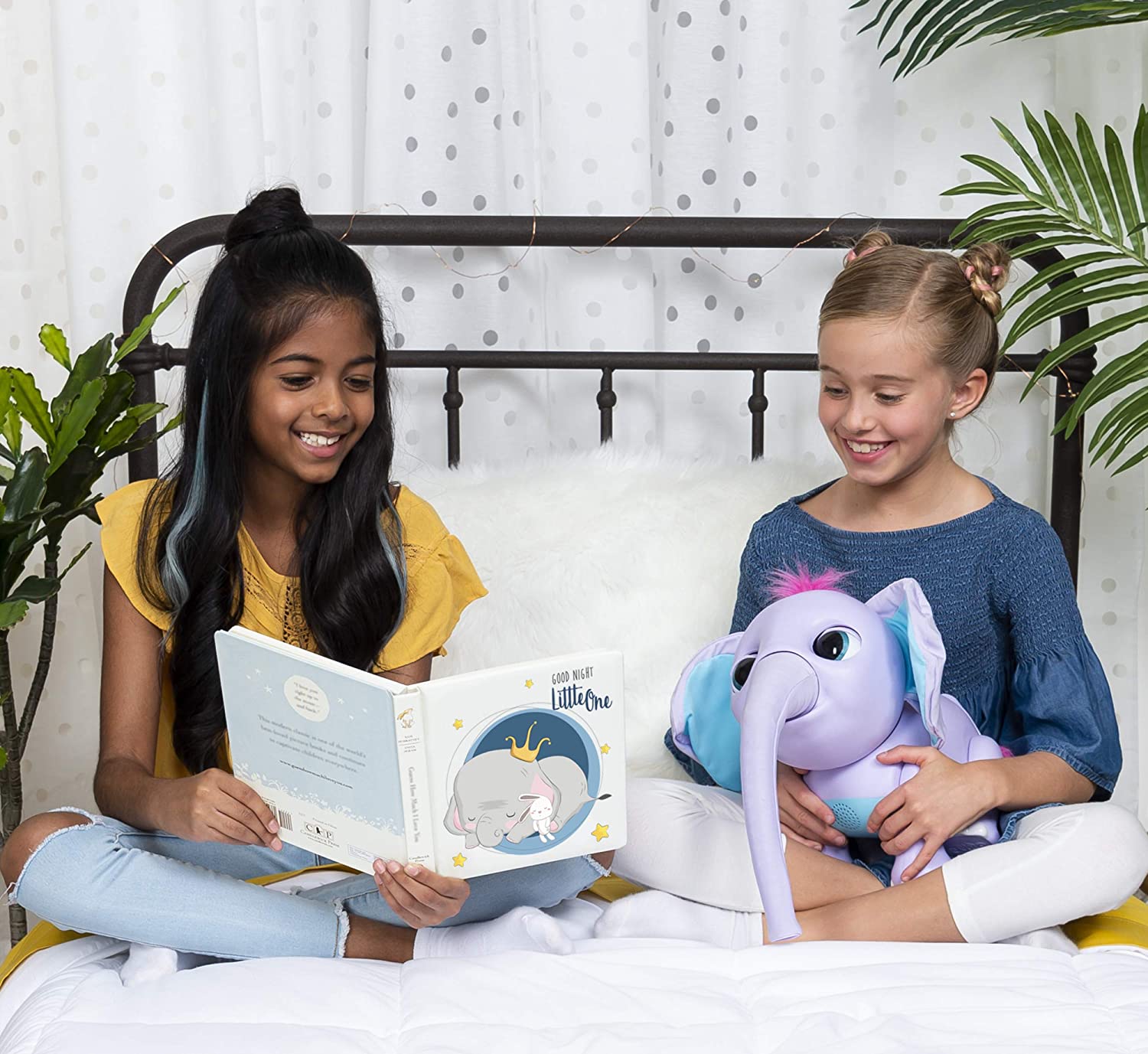 ช้างน้อยจูโน่ Juno My Baby Elephant พร้อมด้วยการเคลื่อนไหวแบบโต้ตอบและเสียงและการเคลื่อนไหวมากกว่า 150 แบบ