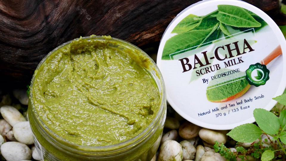 สครับใบชาผสมน้ำนม (Bai Cha Scrub Milk By DuDeezone)