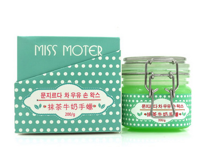 มาร์คมือนุ่ม มิสมอเตอร์ มัทฉะ (Miss Moter Matcha Milk Hand Wax Mask) ส่งฟรี EMS