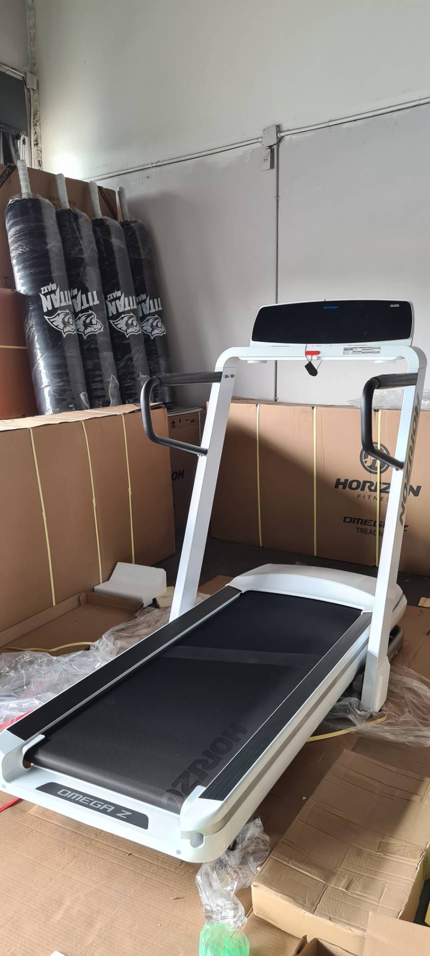 ลู่วิ่งไฟฟ้า Horizon OmegaZ ตัวโชว์