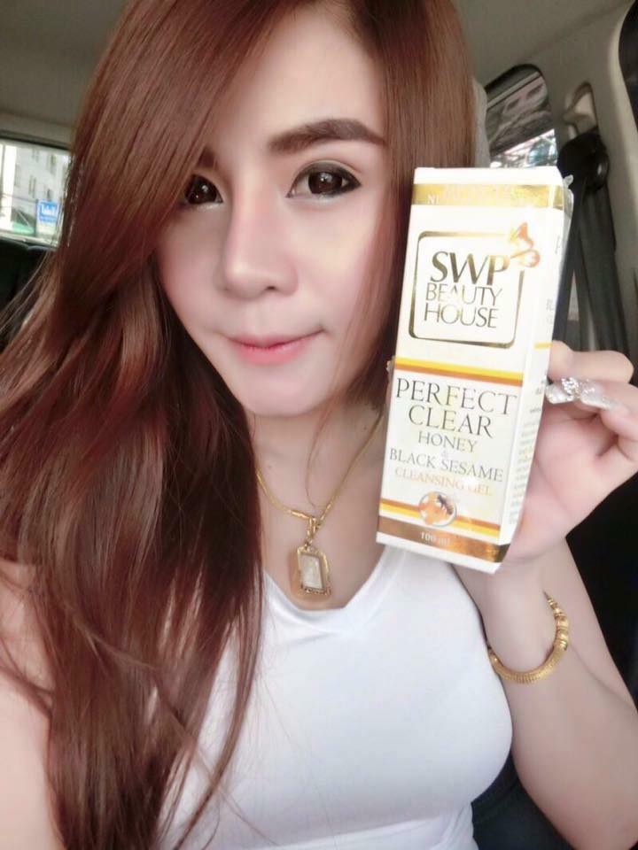 เจลล้างหน้าน้ำผึ้งงาดำ (Perfect Clear Honey & Black sesame Cleansing Gel)