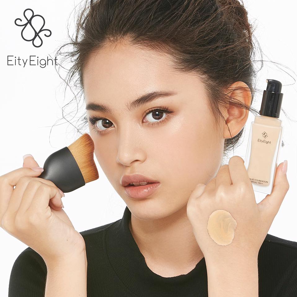 Eity Eight LIQUID FOUNDATION SPF 30 PA+++(ลิควิด ฟาวเดชั่น 88 พร้อมแปรง)