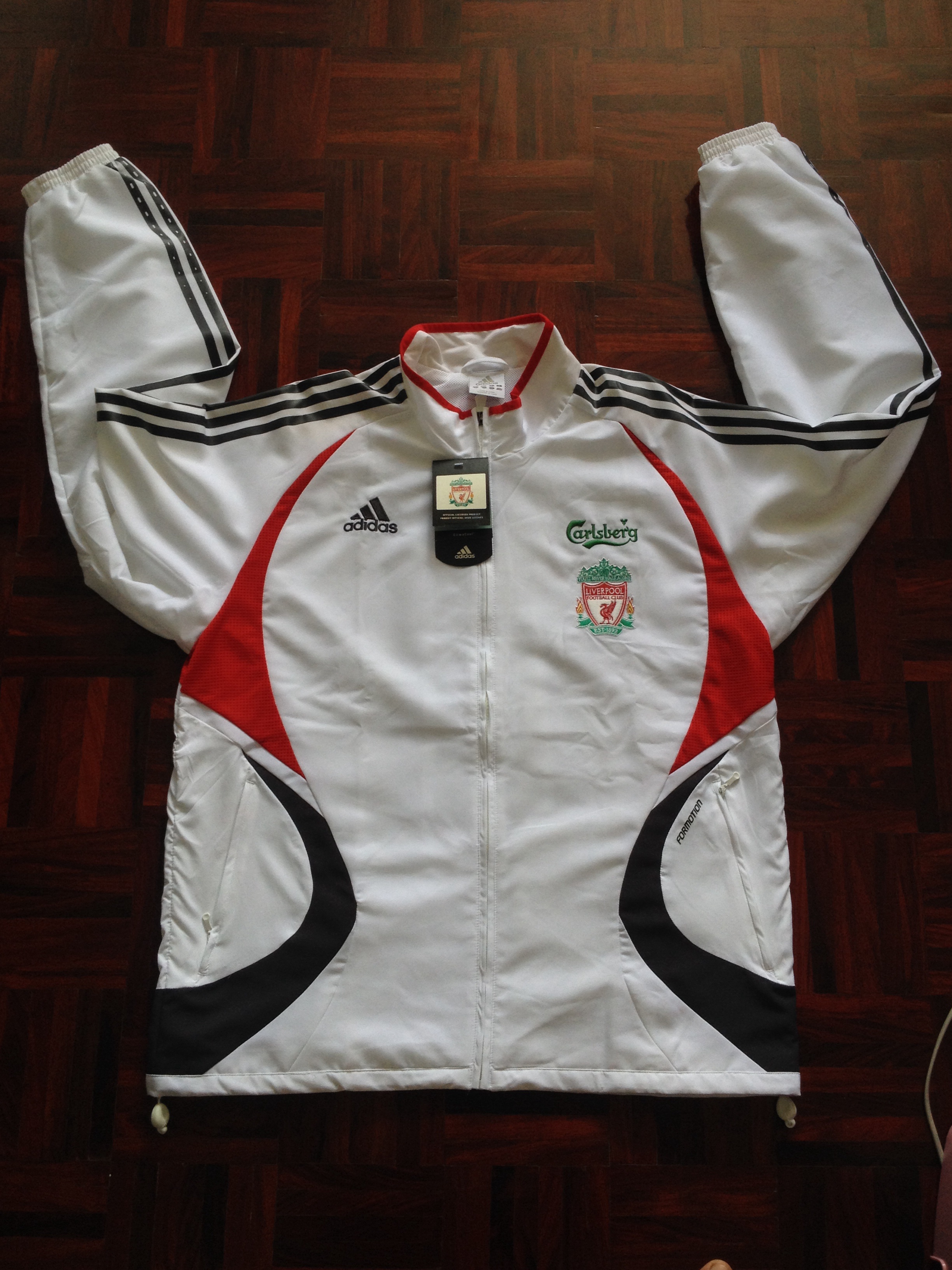 ชุดซ้อมลิเวอร์พูล Adidas (เสื้อJacket+กางเกง) แท้จากประเทศอังกฤษ