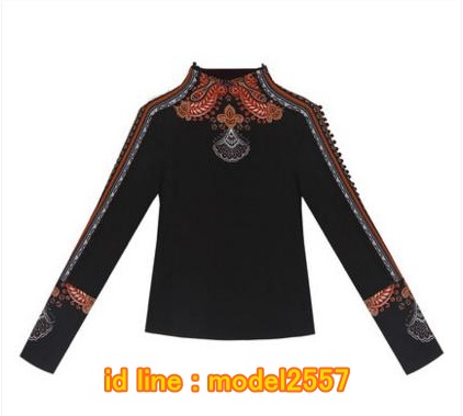 UM6102007เสื้อยืดแขนยาวโมฮีเมียนสีดำคอสูง เย็บปักถักร้อยชาติพันธุ์ UM6102007 ตัว