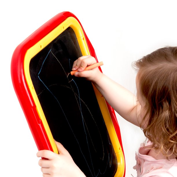 Crayola 4-in-1 Tripod Easel with Dry-Erase Board and Chalkboard, Great for Home and Travel ราคา 1,790 - บาท