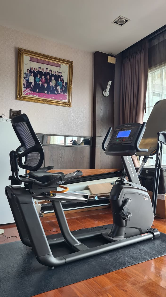 จักรยานเอนปั่น Matrix R30XR