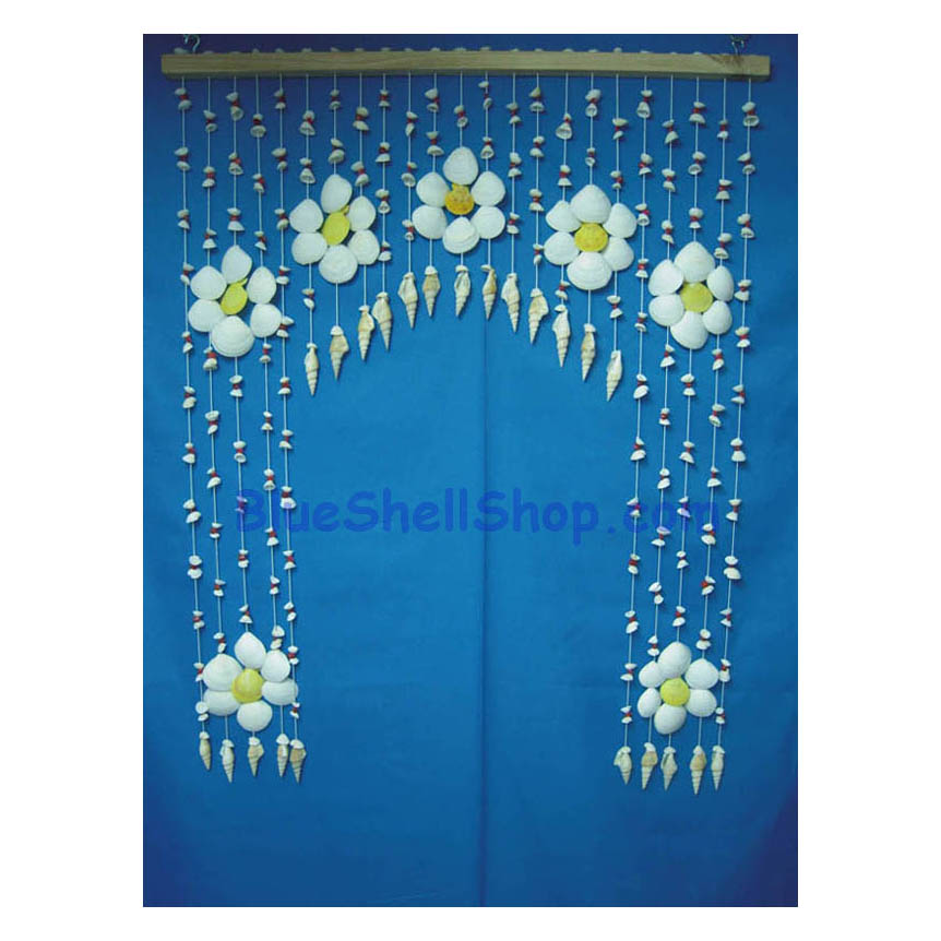 ม่านหน้าต่างลายดอกไม้ลีลาวดีเหลือง