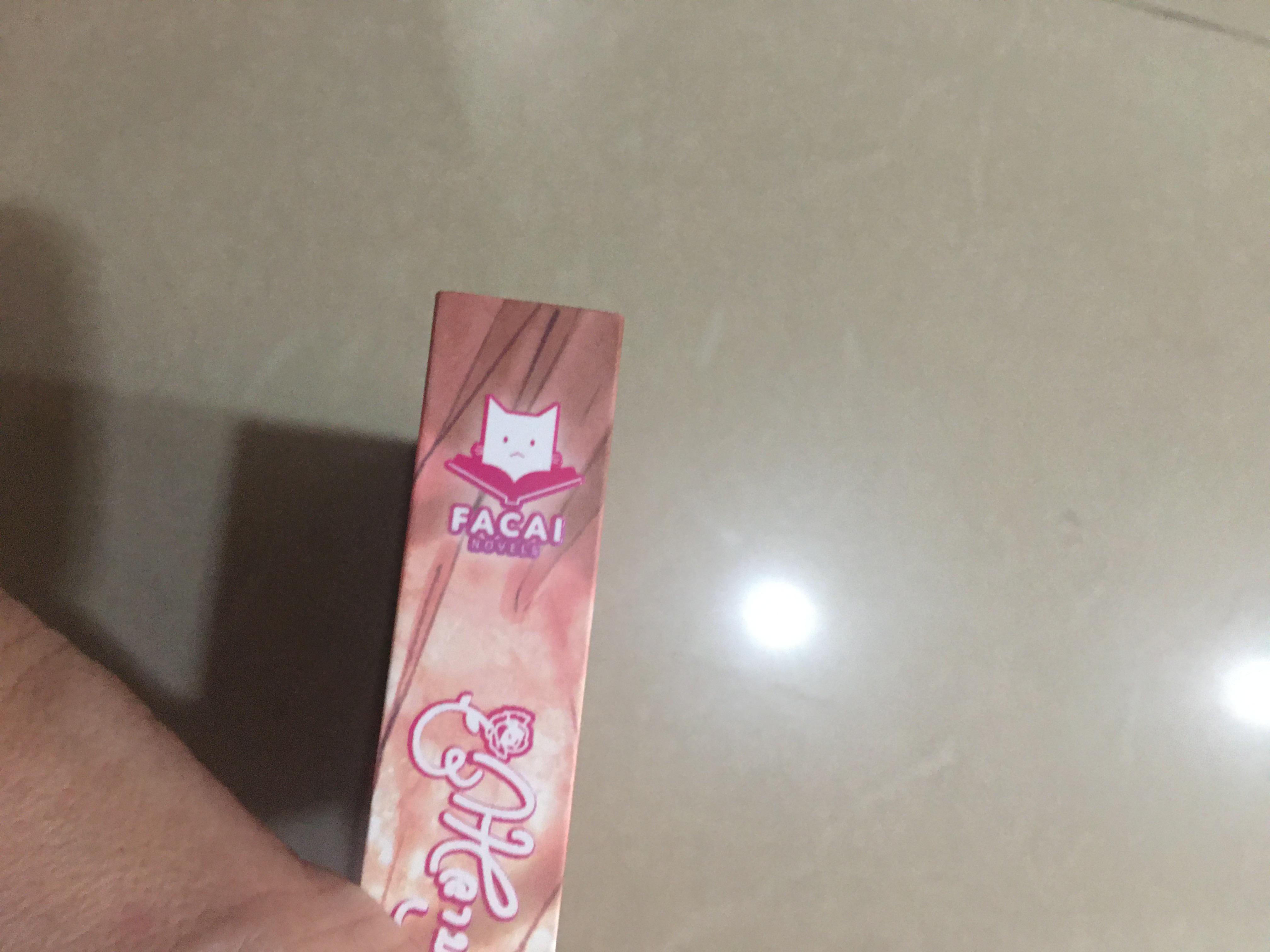 นิยายแต่ง กุหลาบแดงกับแมวขาว