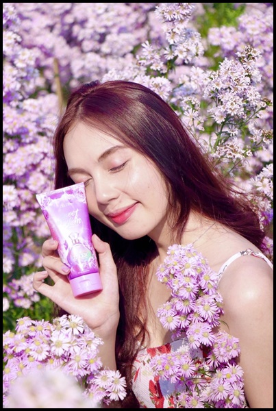 เซรั่มน้ำหอม ZELEB Sweet Bloom Aura Gel