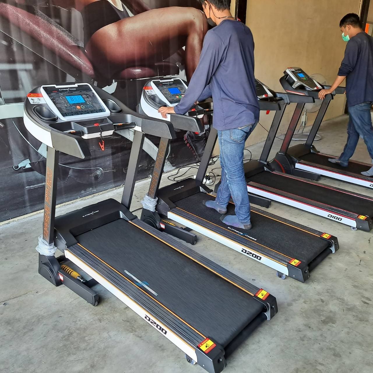 ลู่วิ่งไฟฟ้า Supreme Fitness รุ่น D200 / 3Hpp