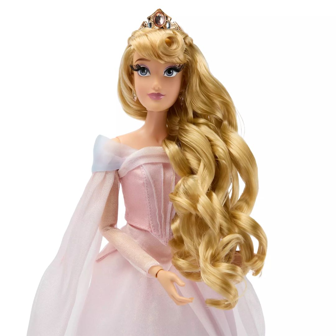 นำเข้า US ตุ๊กตา Aurora Limited Edition Doll – Sleeping Beauty – Disneyland 70th – เจ้าหญิงนิทรา – ดิสนีย์แลนด์ ครบรอบ 70 ปี – 16 นิ้ว ราคา 7,500 บาท