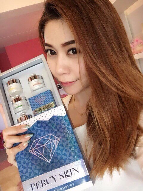 กลูต้า ไดมอนด์ เซต (Gluta Diamond Set By percyskin)