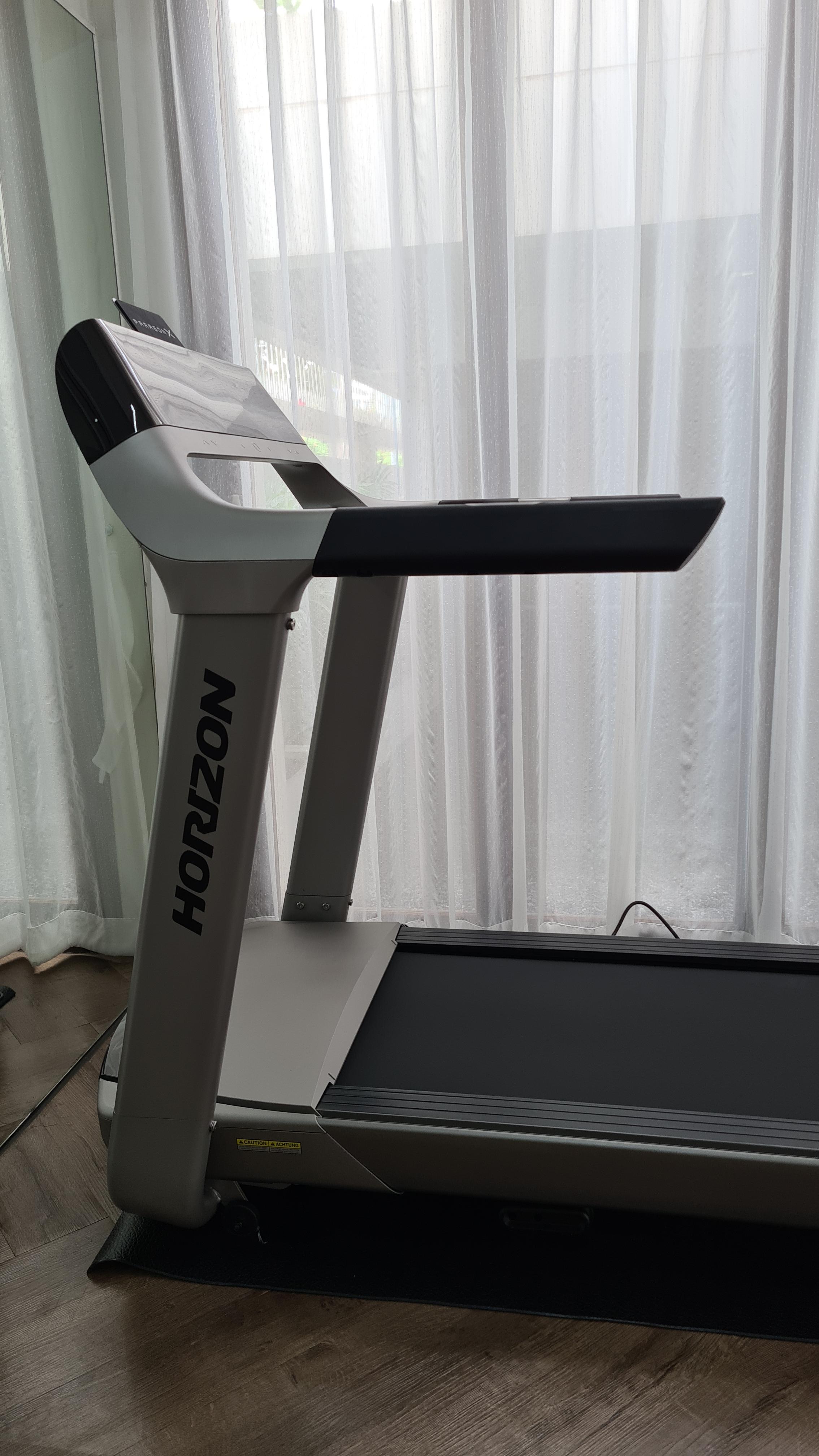 ลู่วิ่งไฟฟ้า Horizon ParagonX