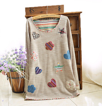 UM5709001 เสื้อยืด คอกลมแขนยาว ทรงหลวม พิมพ์ลายดอกไม้หัวใจ (พรีออเดอร์) รอ 3 อาทิตย์หลังโอนเงิน UM5709001 ตัว