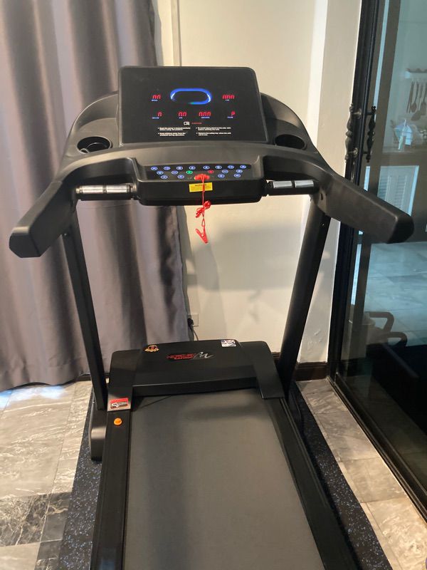 ลู่วิ่งไฟฟ้า Mercury M310X/6.0 hp ขายตัวโชว์