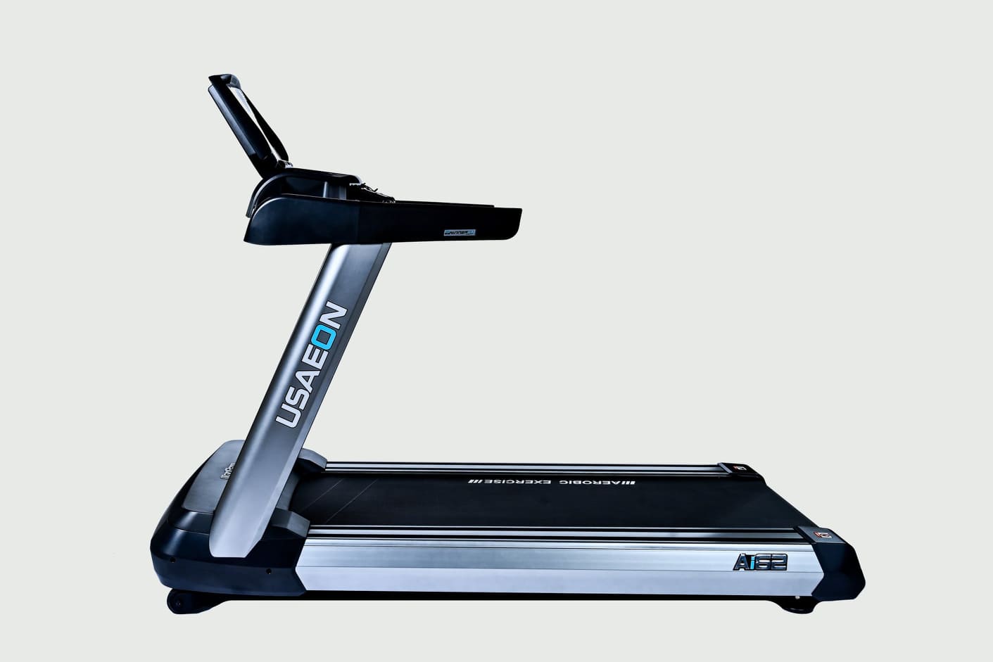 ลู่วิ่งไฟฟ้าฟิตเนส USAeon รุ่น Ai62 Motor 5 AC
