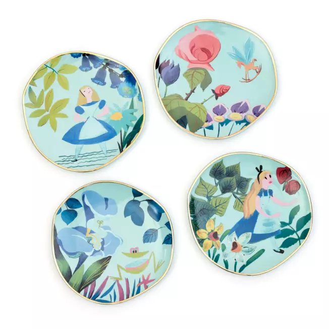 Disney Store Alice in Wonderland Mary Blair Plates, Set of 4 ราคา 2,990 - บาท