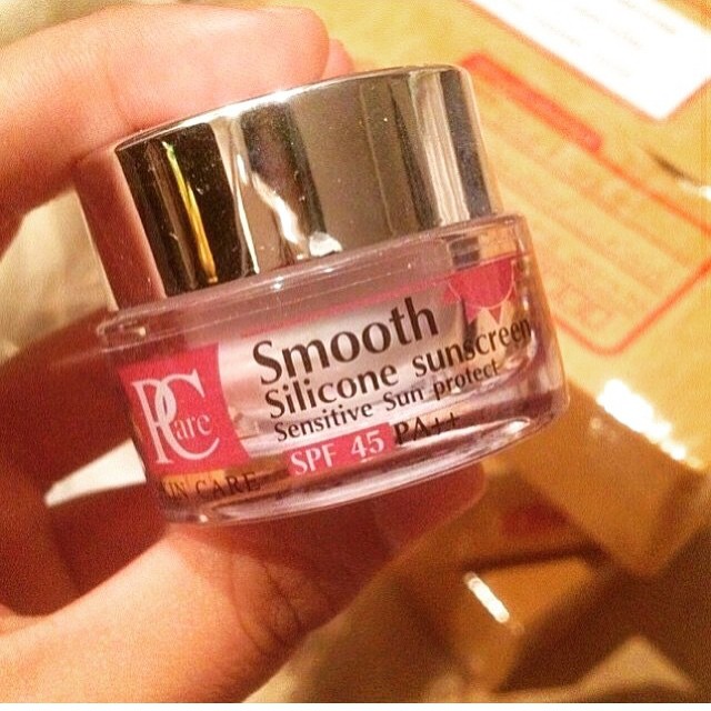 ครีมกันแดด Pcare (Smoot Sunscreen SPF45 PA++ By Pcare Skincare)