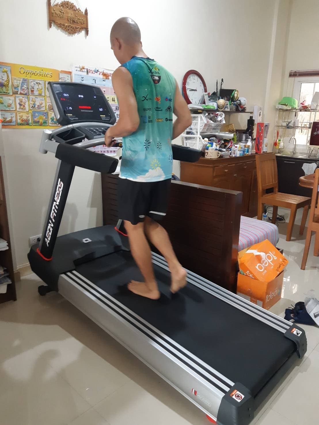 ลู่วิ่งไฟฟ้าAeonFitnessรุ่นAZ60 / Motor AC 4 HP