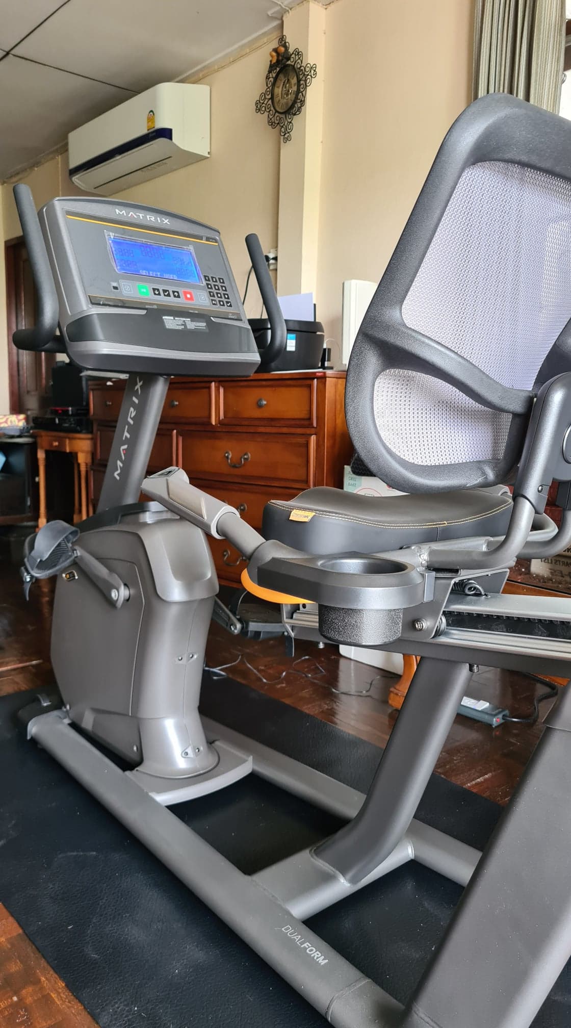 จักรยานเอนปั่น Matrix R30XR