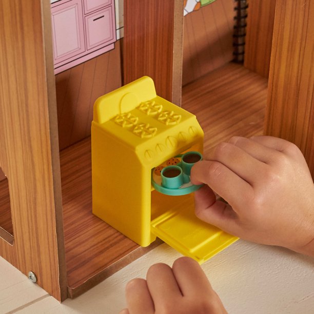 KidKraft Design by Me™: บ้านตุ๊กตาไม้แต่งสี 20 ชิ้น ราคา 3,590 บาท