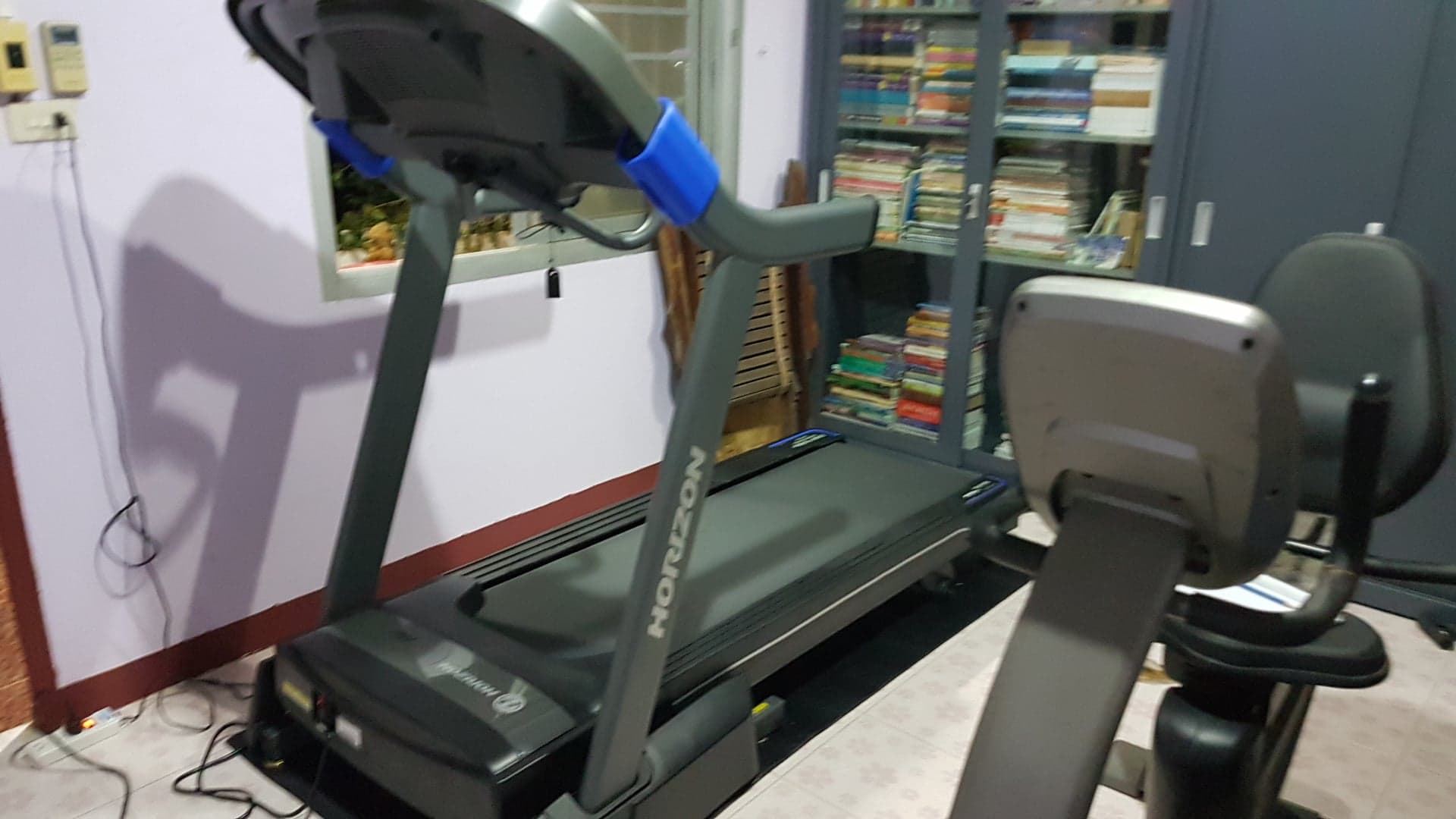 ลู่วิ่งไฟฟ้า Horizon 7.0AT clearance sale