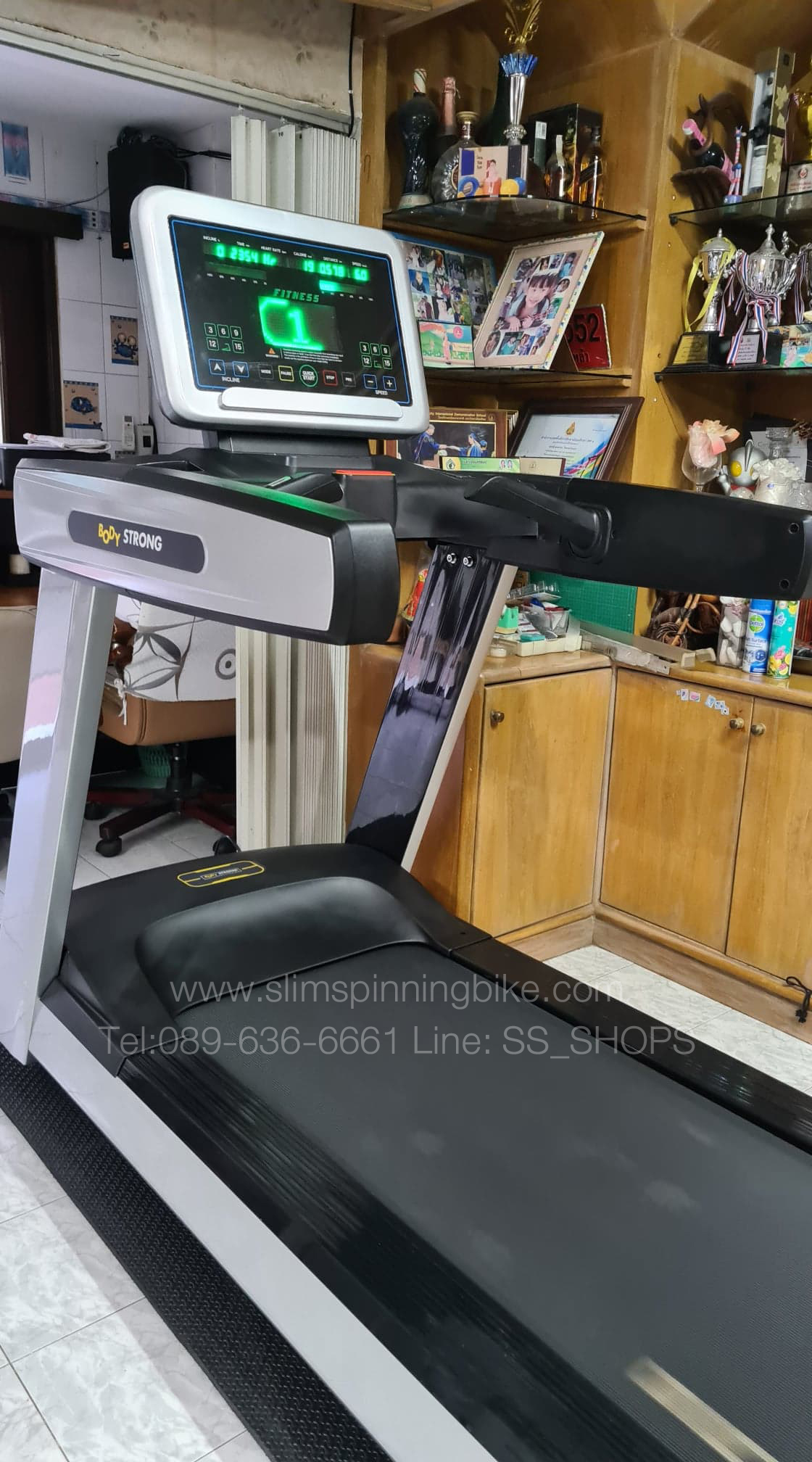 ลู่วิ่งไฟฟ้า Body Strong JB8800 Commercial