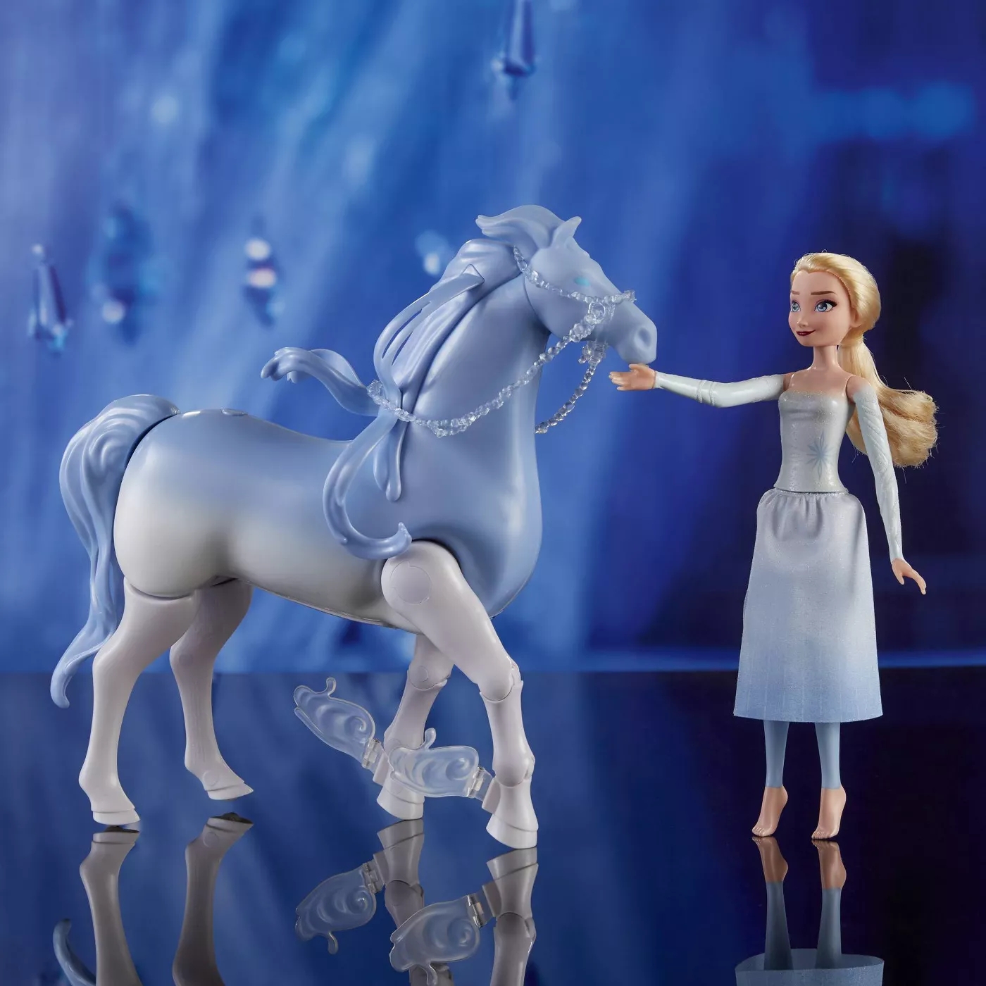 ของเล่นม้าว่ายน้ำได้ Disney Frozen 2 Elsa and Swim & Walk Nokk Figures ราคา 3,090 บาท