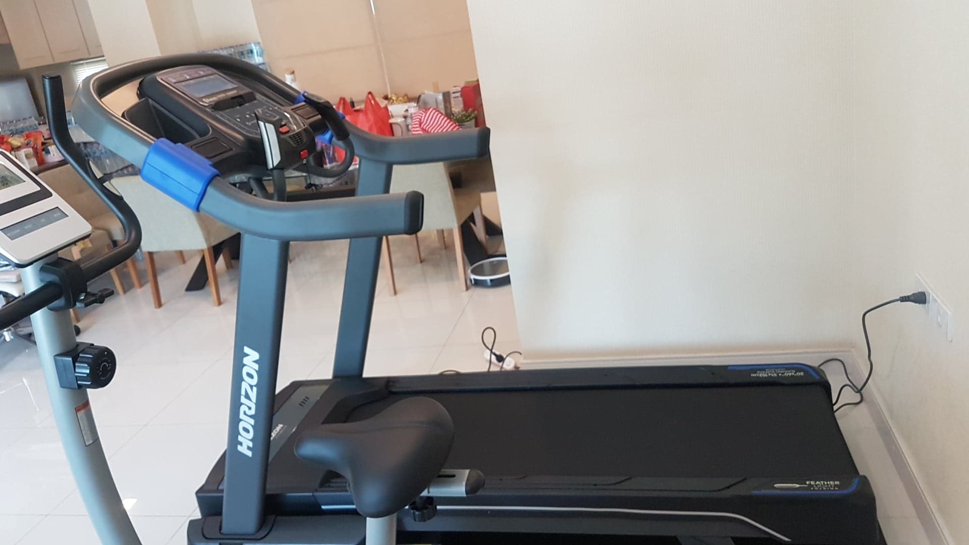 ลู่วิ่งไฟฟ้า Horizon 7.0AT clearance sale