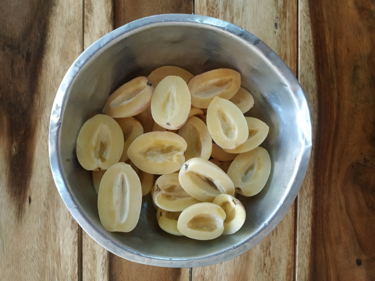 เปปปิโนสีเหลือง - Yellow Pepino Melon