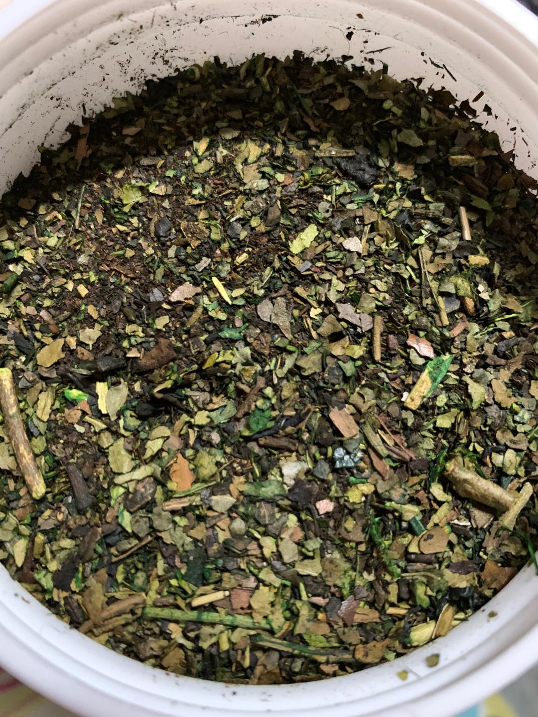 ชาเขียวกลินมะลิ ผงชาเขียวมะลิ ขนาด 500 กรัม 🍵 Green Jasmine Tea ผงชาเขียวดอกมะลิป่น ชาคุณภาพ มาตรฐาน อย. คัดสรรชาจากดอยพี้นที่เชียงใหม่ ราคามิตรภาพ ผลิตจากใบชาแท้ 3 สายพันธุ์ ทำให้ได้กลิ่นและรสชาติที่อร่อยและลงตัวสุด ๆ