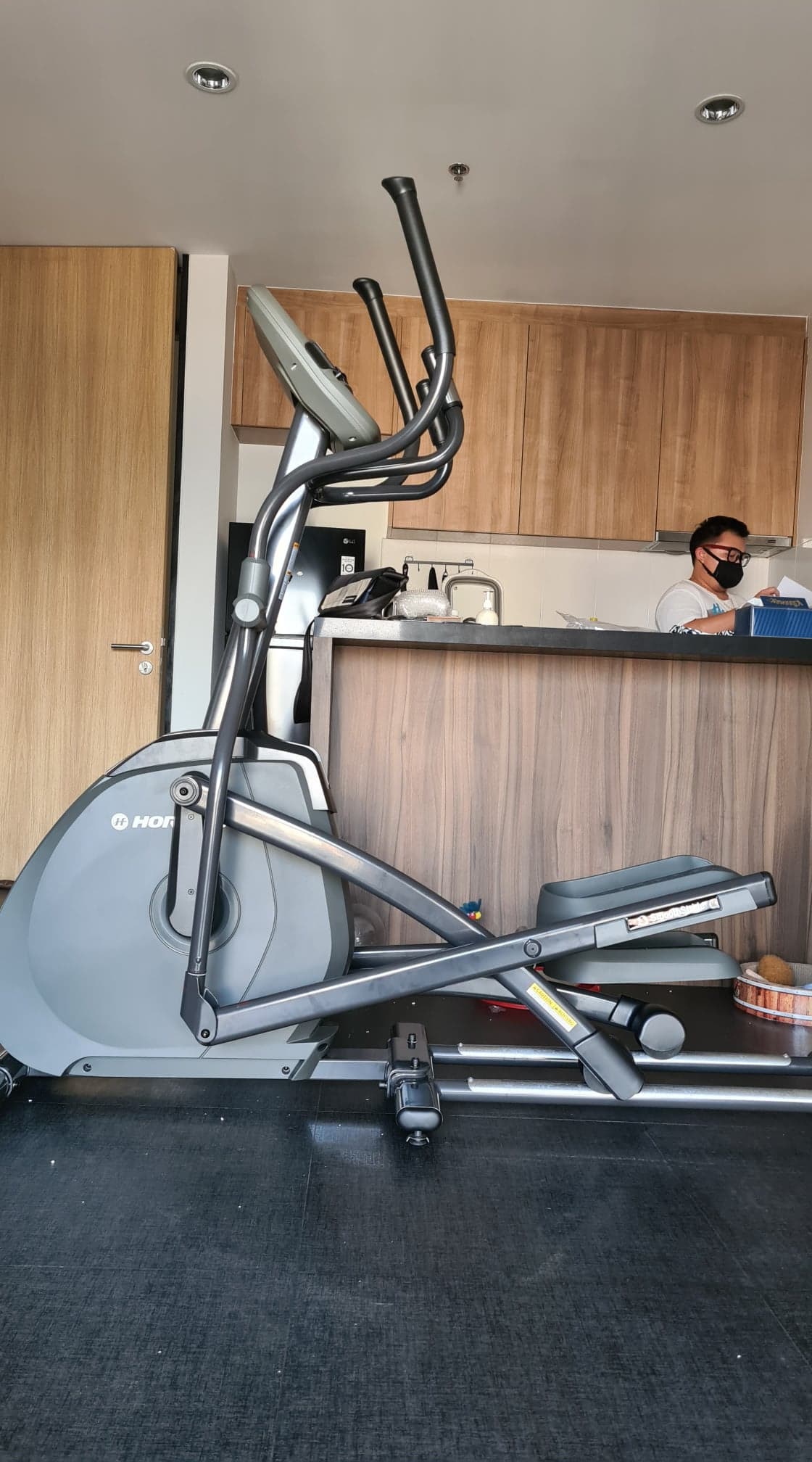 เครื่องเดินวงรี Horizon ex59 elliptical