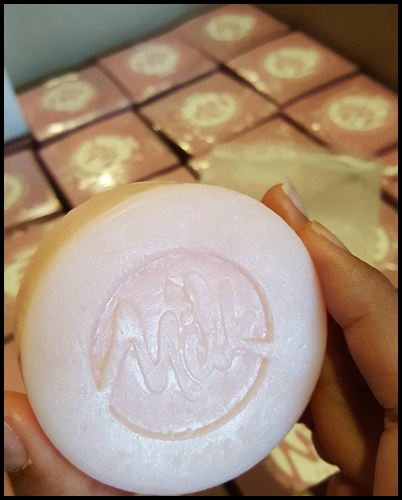 สบู่มิลค์คอลลาเจน Milk Collagen Soap