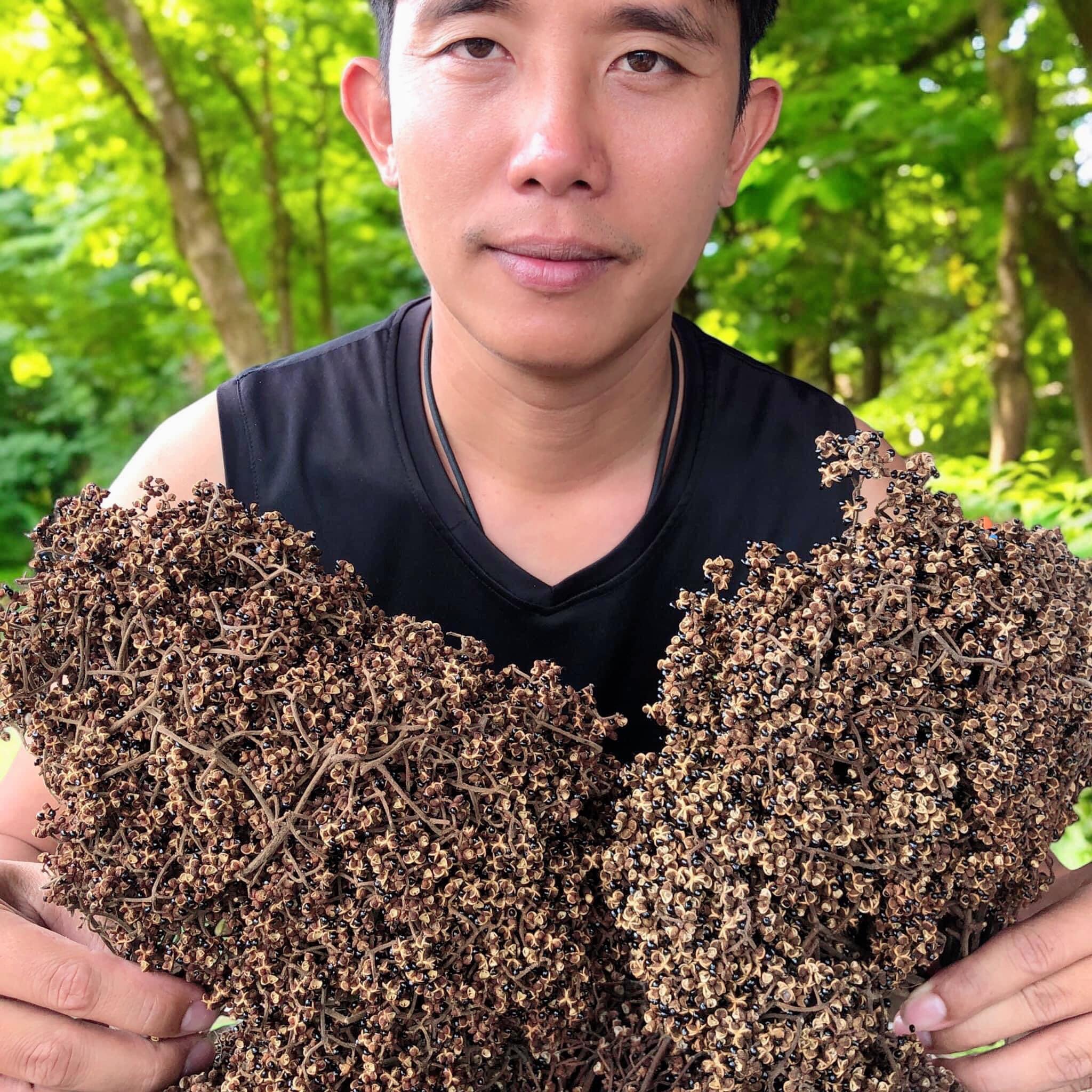 มะแขว่น มะแขว่นคนเหนือ มะแขว่นติดก้าน ขนาด 50 กรัม มะแข่น Zanthoxylum limonella Alston เป็นเครื่องเทศชูรสอาหาร มะแข่นทำลาบ อาหารพื้นเมือง เครื่องปรุง วัตถุดิบอาหารพื้นบ้าน จากยอดดอยเชียงใหม่ มะแข่น ลูกระมาศ หรือ หมากมาศตากแห้ง เครื่องเทศเมืองเหนือ