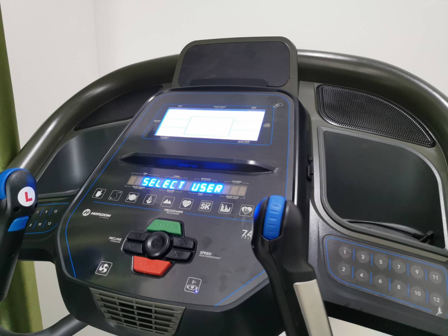 ลู่วิ่งไฟฟ้า Horizon 7.4AT ส่วนลดพิเศษติดต่อ