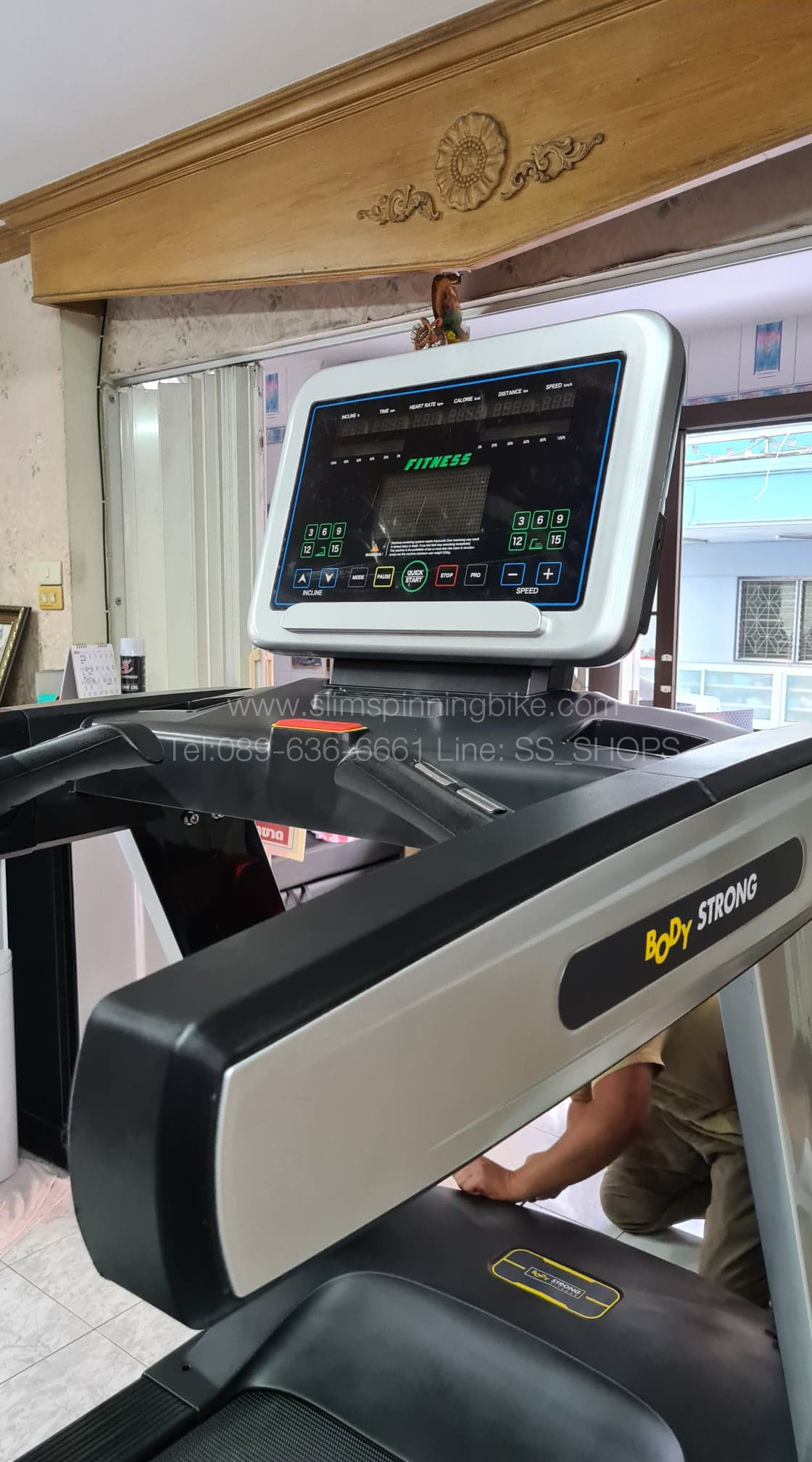 ลู่วิ่งไฟฟ้า Body Strong JB8800 Commercial