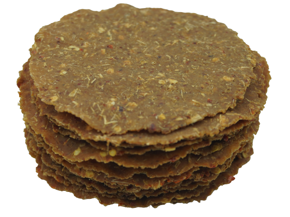 ถั่วเน่า ถั่วเน่ารสเผ็ด ทดลอง จำนวน 1 แผ่น ถั่วเน่าแผ่น สูตรชาวไทใหญ่ ถั่วเน่าทรงเครื่อง Soybean fermented รับประกันความอร่อย เหมาะสำหรับประกอบอาหารพื้นเมือง หรือใช้แทนกะปิสำหรับผู้ที่กินเจ