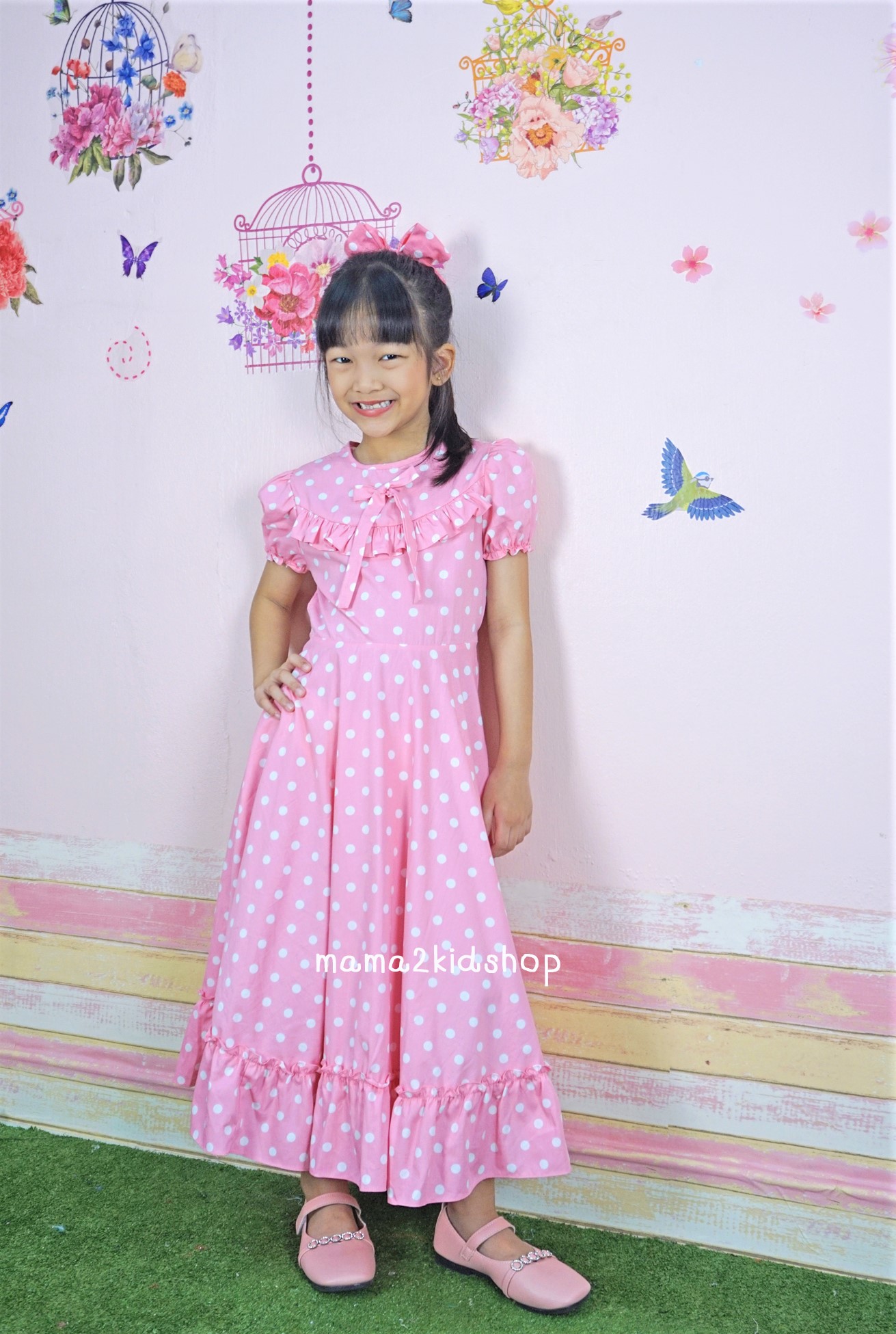 ชุดกระโปรงยาววินเทจลายจุดสีชมพู