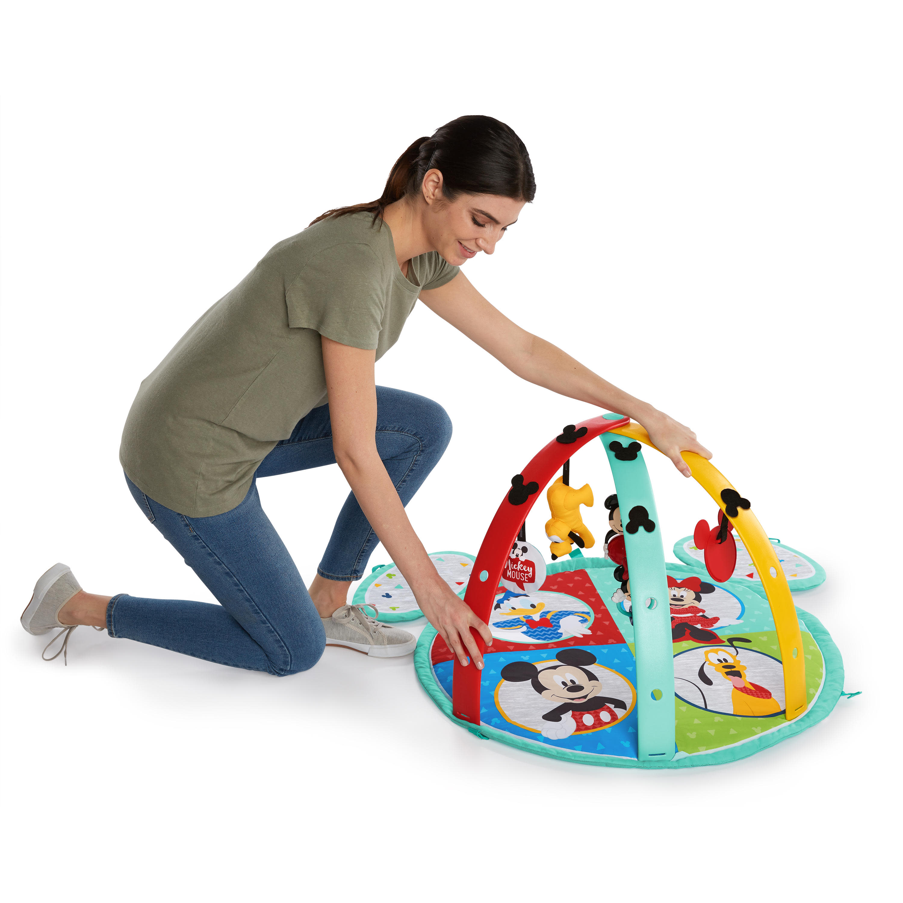 เพลยิม เพลแมท ลาย มิกกี้เม้าส์ จาก Bright Starts Bright Starts Disney Baby Mickey Mouse Easy Store Activity Gym and Playmat, Ages Newborn +