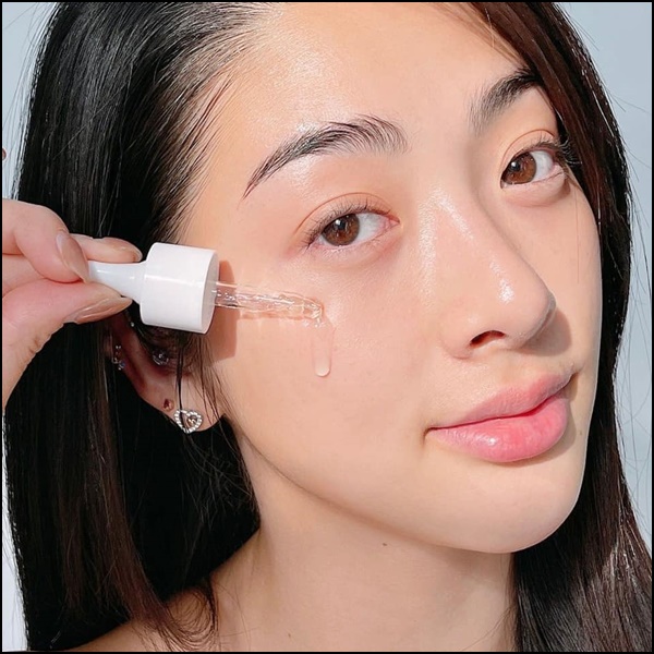 เซรั่มไข่ขาว Monday Moist Natural Serum (ของแท้ ส่งฟรี)