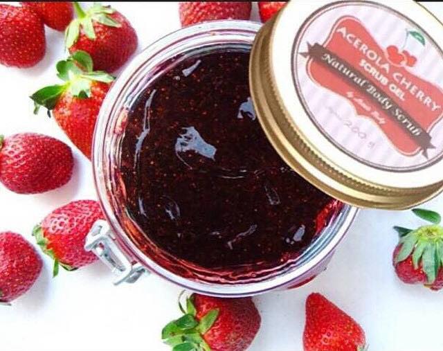 เชอร์รี่สครับเจลขัดผิว (ACEROLA CHERRY SCRUB GEL)