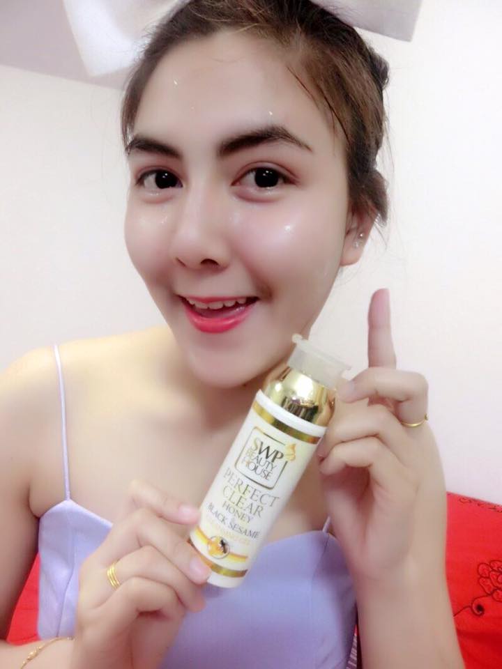 เจลล้างหน้าน้ำผึ้งงาดำ (Perfect Clear Honey & Black sesame Cleansing Gel)