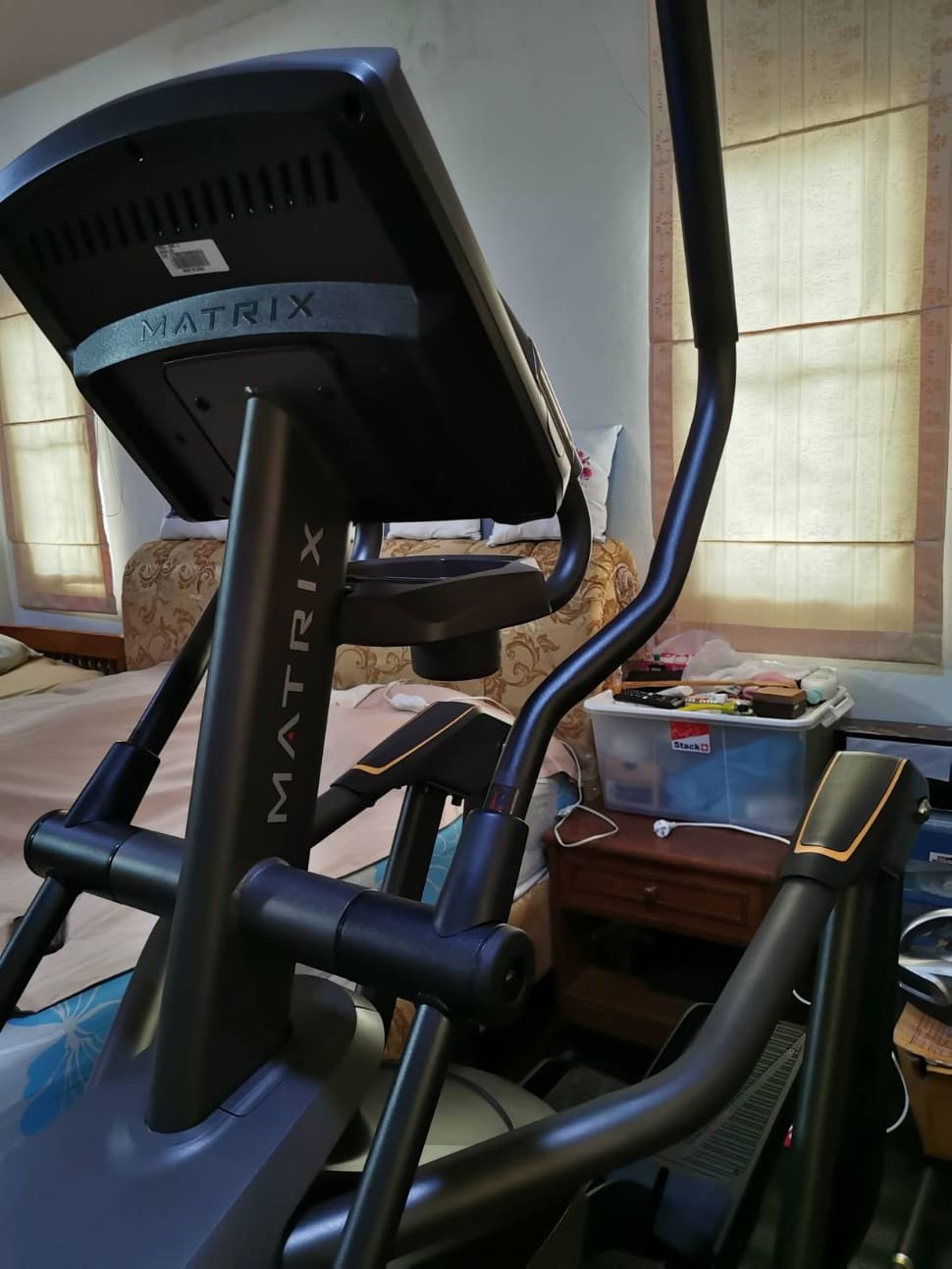 เครื่องเดินวงรี Matrix Elliptical E30XR USA