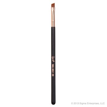 SIGMA :: E65 - Small Angle แปรงขนสังเคราะห์ หัวเล็ก บาง เฉียง เหมาะสำหรับใช้เขียนคิ้ว ขอบตาบน และล่าง