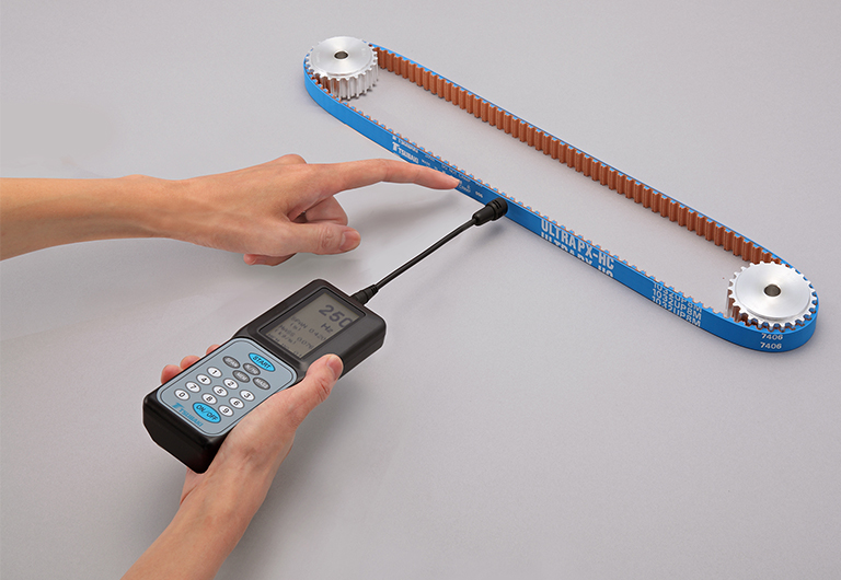 Tsubakimoto รุ่น BDTM-101 เครื่องวัดความตึงสายพานวิเคราะห์ด้วยความถี่เสียง,Sonic belt tension meter equipped with a large-screen LCD,meas.range:0.1~9999N(30~600Hz)