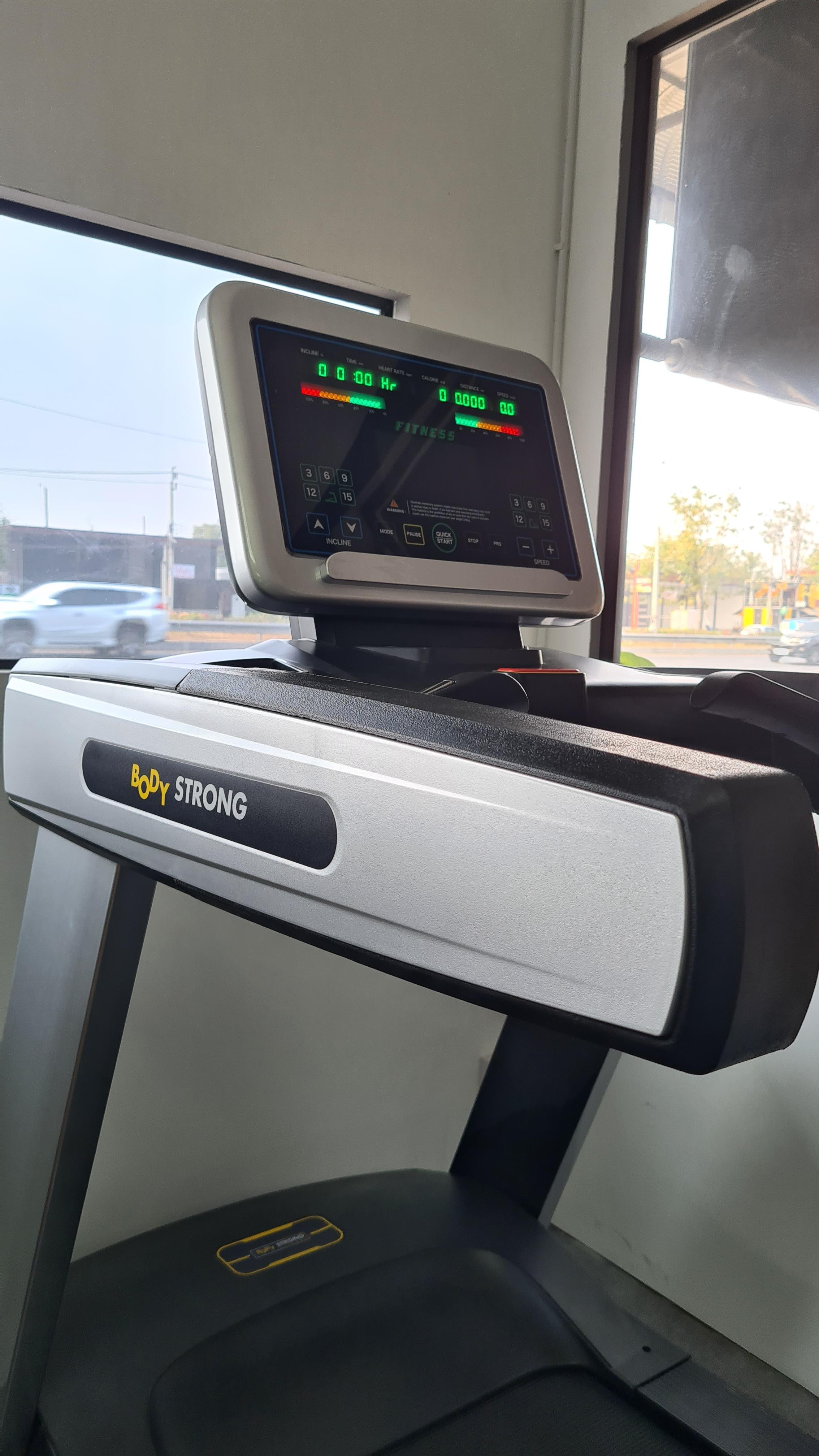 ลู่วิ่งไฟฟ้า Body Strong JB8800 Commercial