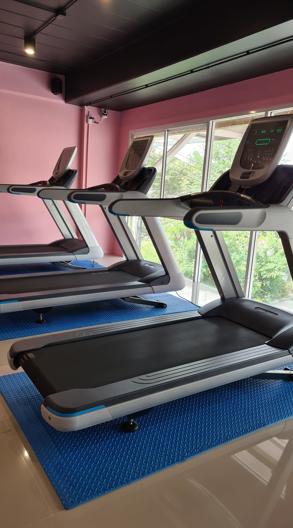 ลู่วิ่งไฟฟ้า x8700 Commercial (AT1400)