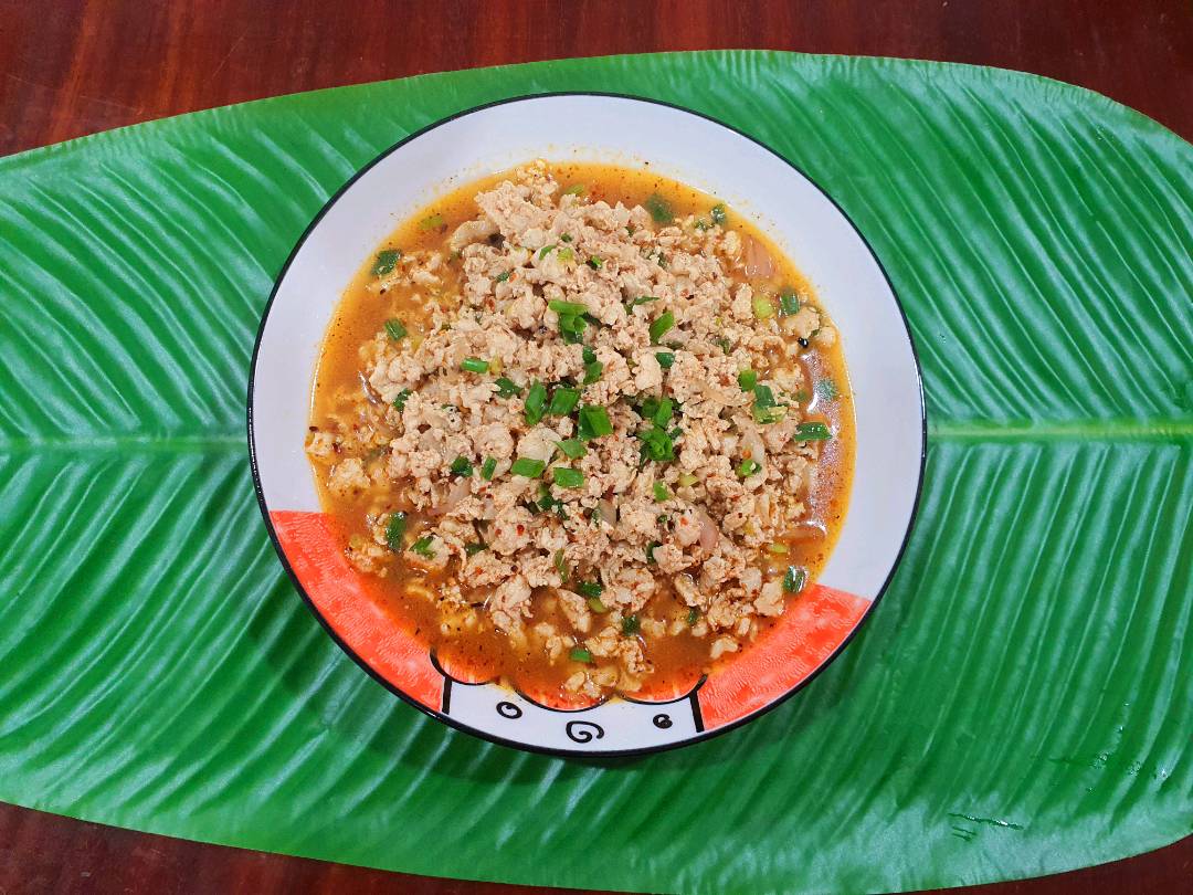 พริกลาบอ่างขาง ขนาด 15 กรัม พริกลาบเมืองเหนือ มี อย. อร่อยถึงเครื่อง Angkhang Chilli Powder พริกลาบเมืองเหนือ พริกลาบ พริกลาบคนเมือง พริกลาบภาคเหนือ ติดไว้ในครัว ติดตัวพักแรม ตั้งแคมป์เดินป่า