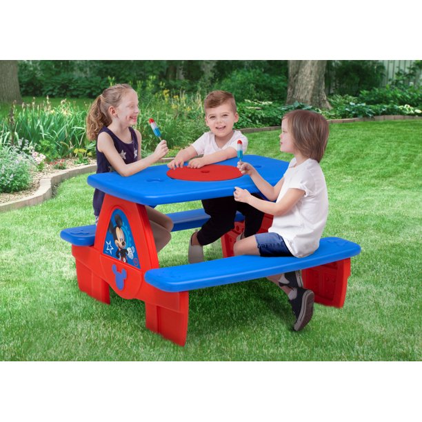 ที่นั่งกิจ โต๊ะปิกนิก Disney Minnie Mouse 4 สองเเบบ พร้อมกระดานสำหรับการสร้างและที่วางแก้วในตัวโดย Delta Children ราคา 4,500 - บาท