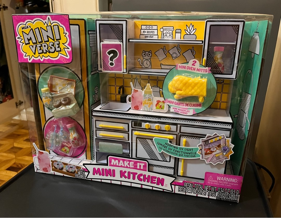 นำเข้า 🇺🇲 Miniverse Make It Mini Kitchen ของ MGA - ชุดของเล่นครัว DIY ราคา 2,190 บาท ค่าจัดส่ง 100 บาท